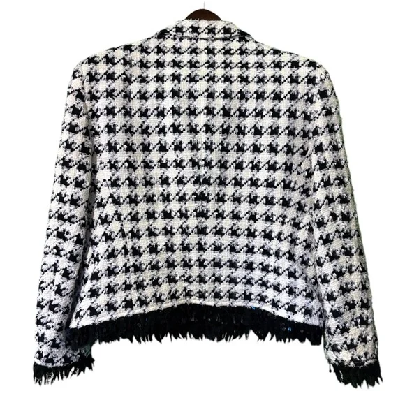 Escada Tweed Black & White Wool Blend Textured Houndstooth Blazer w/ Fringe 42